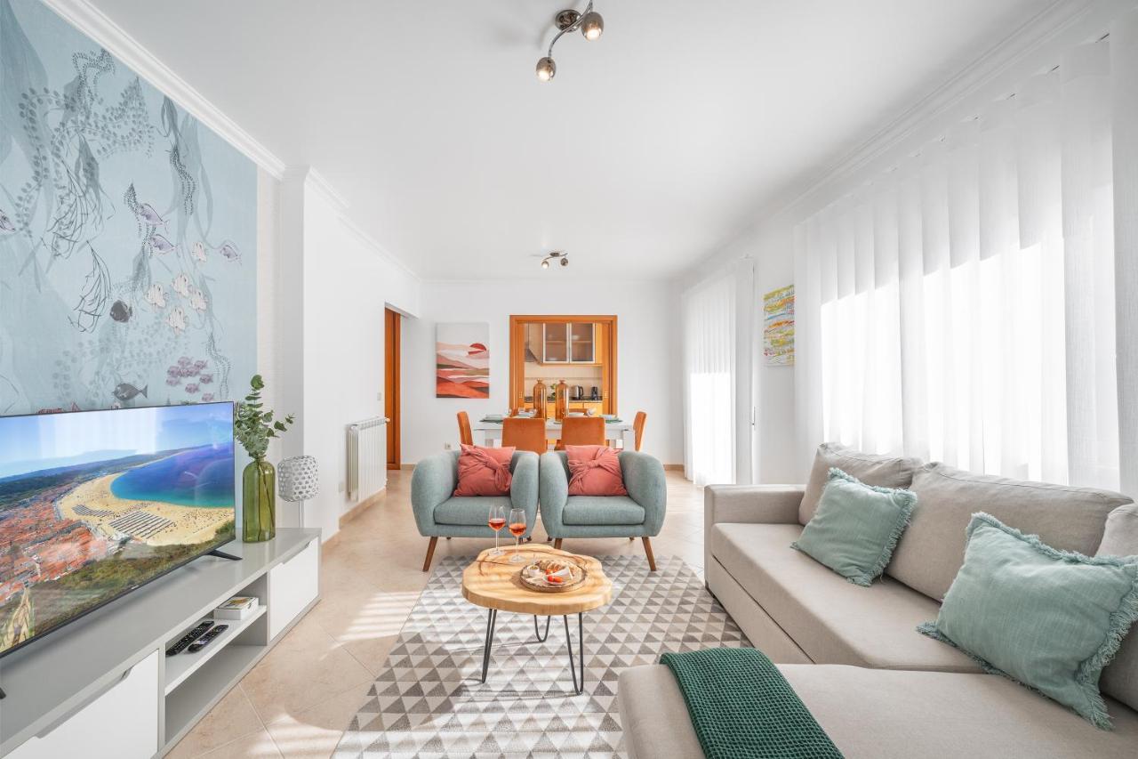 Апартаменты Ocean Getaway - Private Parking And Sea View Назаре Экстерьер фото